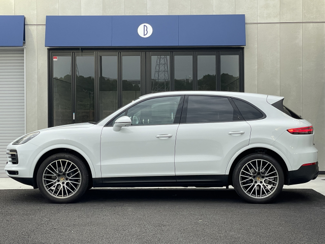 カイエン・プラチナエディション ｵﾌﾟｼｮﾝ182万！総額1,560万！