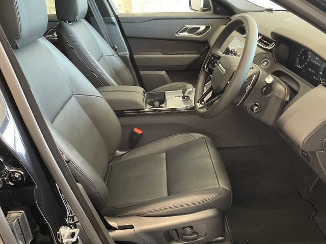 ヴェラール ﾀﾞｲﾅﾐｯｸSE P400e OP51万新車総額1,145万！
