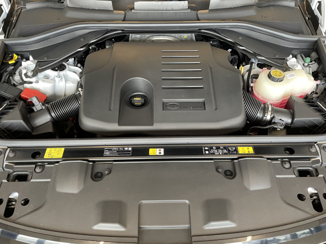 レンジローバーHSE P550e ｼｮｰﾄﾎｲｰﾙﾍﾞｰｽ