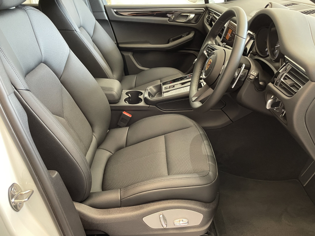 マカンS　（Ⅲ） ｴｱｻｽ・BOSE・ﾏﾄﾘｸｽLED