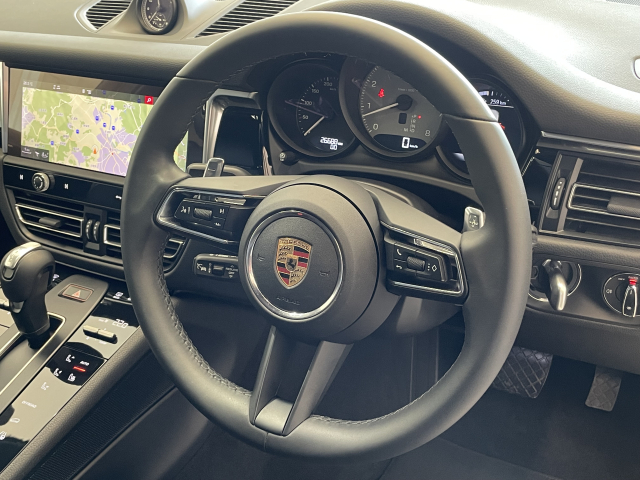 マカンS　（Ⅲ） ｴｱｻｽ・BOSE・ﾏﾄﾘｸｽLED