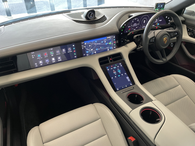 パフォーマンスPKG＋ ｵﾌﾟｼｮﾝ505万！新車総額1,760万