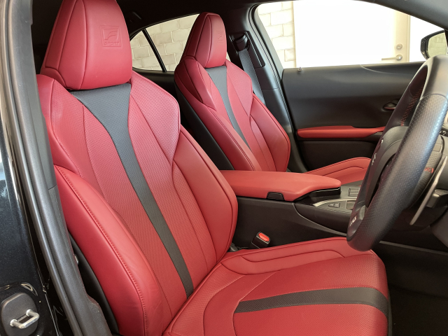 UX200Fスポーツ 1ｵｰﾅｰ＆D整備記録簿