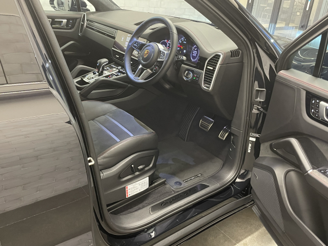 カイエンクーペＧＴＳ後期モデル ｵﾌﾟｼｮﾝ242・新車総額2,230万！