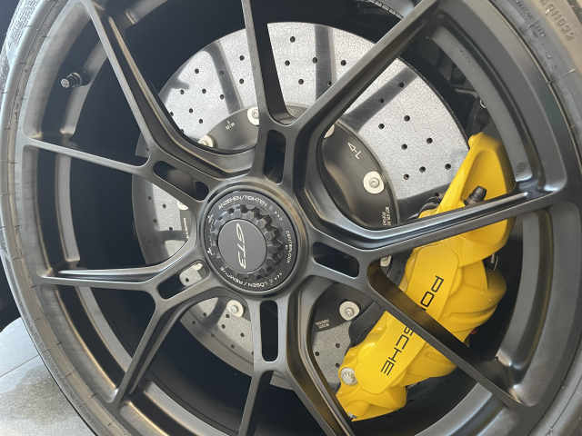 911GT3【992.2】左・PDK 【OP】377万