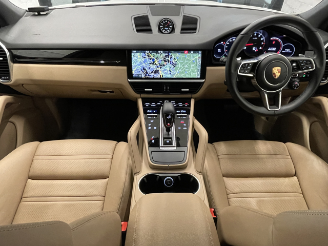 カイエン3.0 ｵﾌﾟｼｮﾝ185万・1ｵｰﾅｰ車