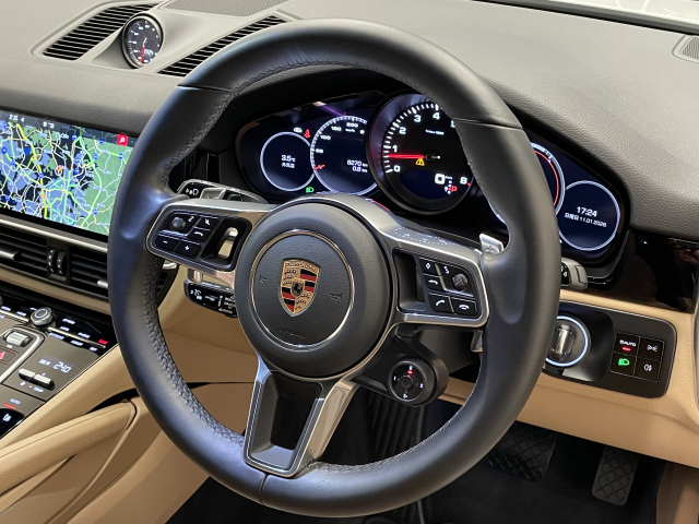 カイエン3.0 ｵﾌﾟｼｮﾝ185万・1ｵｰﾅｰ車