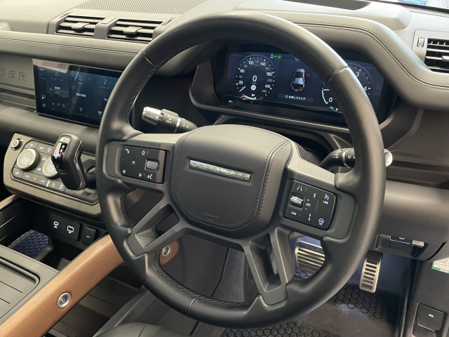 ディフェンダー 110Xﾄﾛﾌｨｰｴﾃﾞｲｼｮﾝ