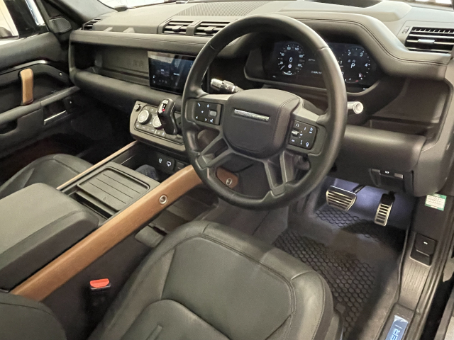 ディフェンダー 110Xﾄﾛﾌｨｰｴﾃﾞｲｼｮﾝ