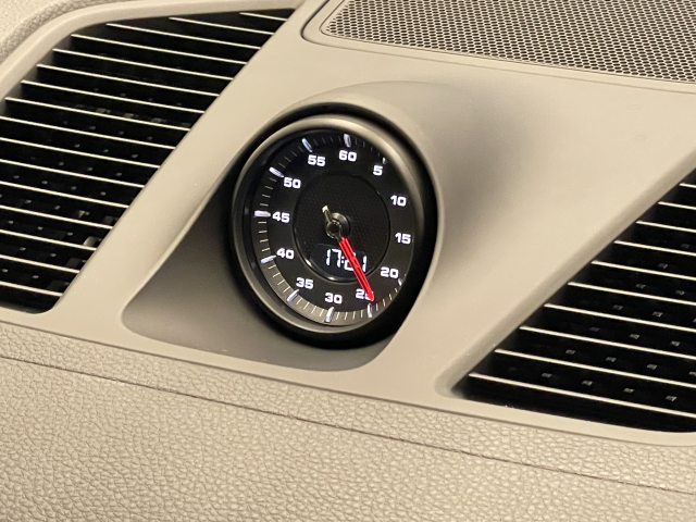 カイエン3.0　オプション262万！ 21ｴｸｽｸﾙｰｼﾌﾞﾃﾞｻﾞｲﾝ