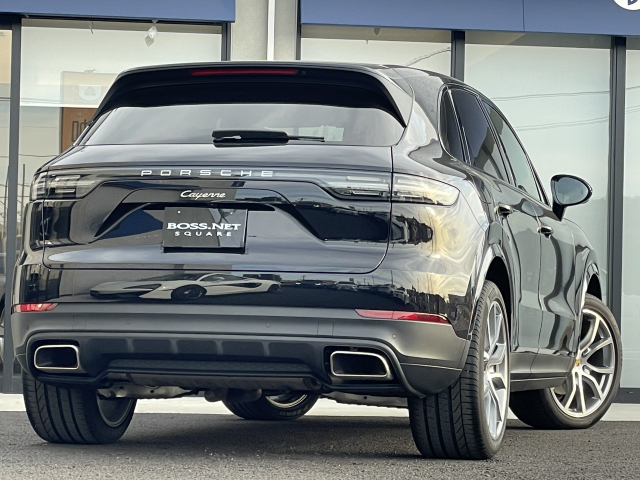 カイエン3.0　オプション262万！ 21ｴｸｽｸﾙｰｼﾌﾞﾃﾞｻﾞｲﾝ