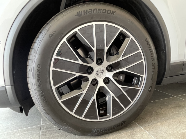 マカン4　EV ｵﾌﾟｼｮﾝ125万！