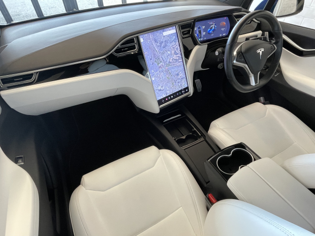 モデルX　P100D 法人1オナ・OP263万総額2,000万