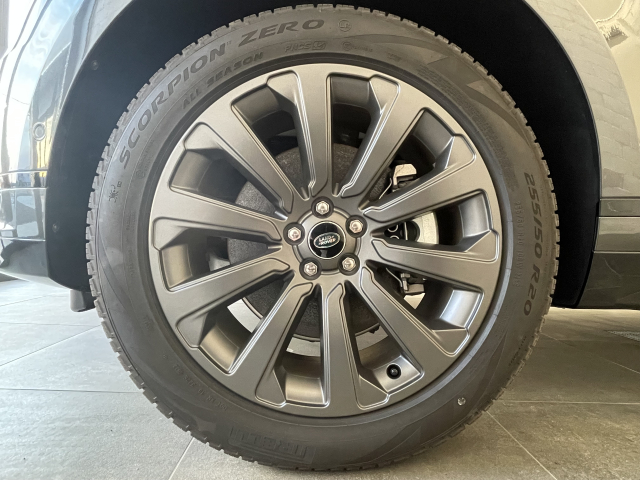 レンジローバー ヴェラールＲダイナミックＳ Ｄ２００ 