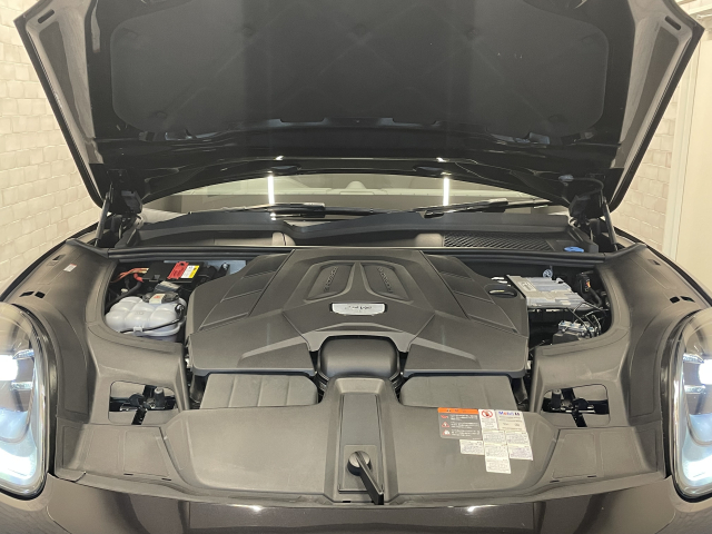 カイエンSクーペ　ｽﾎﾟｰﾂｸﾛﾉpkg D点検車検記録9回
