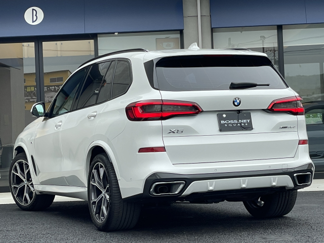 X5xDRIVE3.5d Mスポーツ ﾊﾟﾉﾗﾏﾙｰﾌ・7人乗・ﾌﾞﾗｳﾝ革