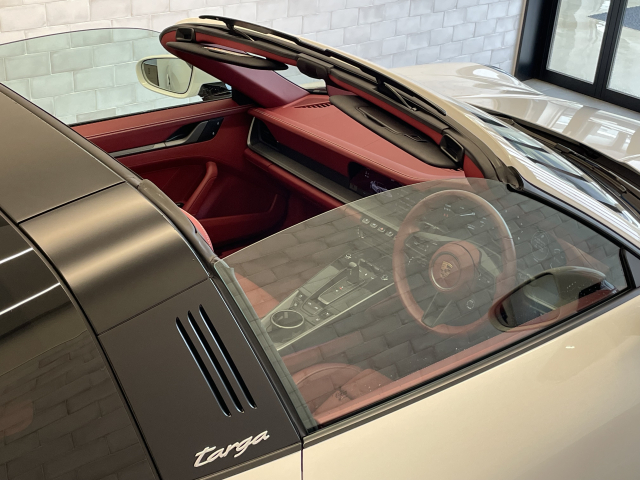 ９１１タルガ４（992.1） オプション４００万！